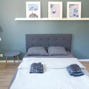 Et Bureau Propre, Fonctionnel Appartement